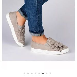 Gray Ruffle Sneaker 💕 NEW! Size 10